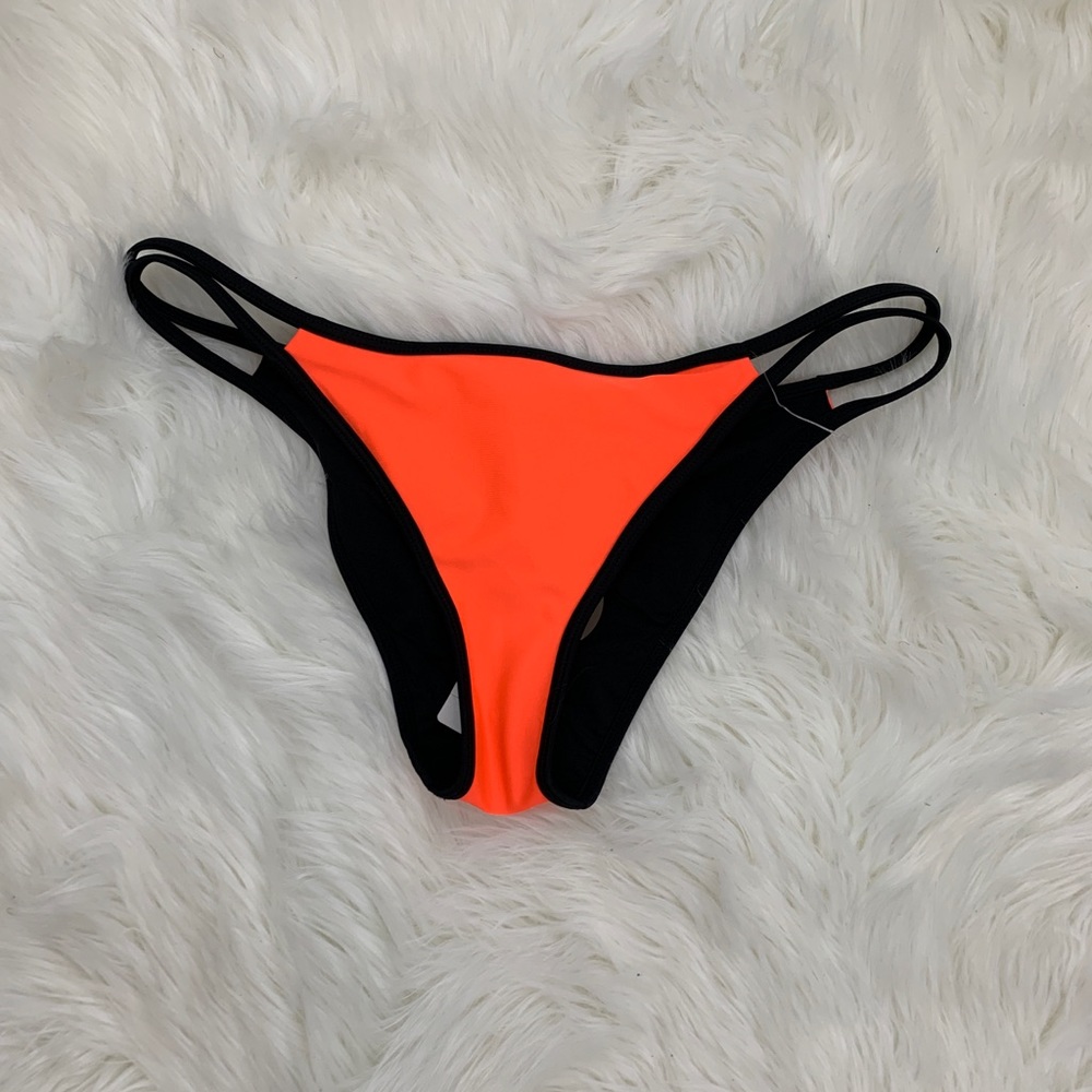 Pilyq Omni Strappy Troy Teeny